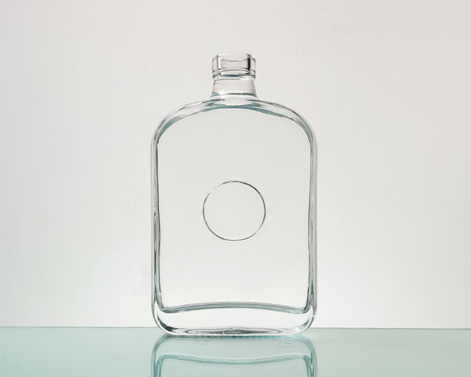 Bottiglia di Cognac Flint Extra bianca con collo a vite rettangolare da 450ml