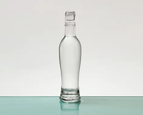 Bottiglia di Rum in vetro Flint Extra bianco con Base spessa a vite di forma rotonda da 200ml
