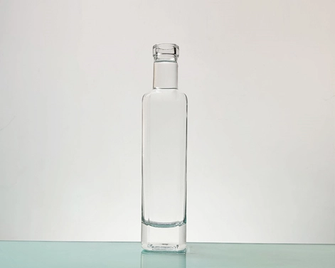 Bottiglia di Rum in vetro trasparente Flint Extra bianco quadrato da 250ml